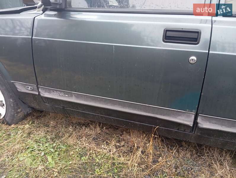 Седан ВАЗ / Lada 2107 2010 в Полтаве