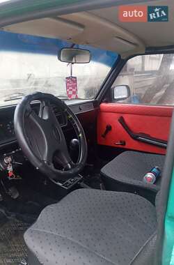 Седан ВАЗ 2107 2004 в Черновцах