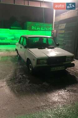 Седан ВАЗ 2107 1996 в Виннице