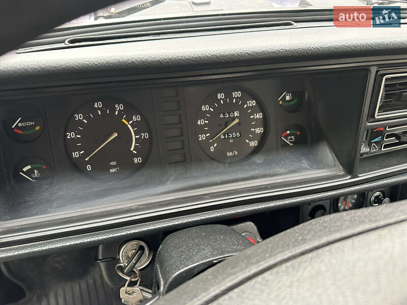 Седан ВАЗ / Lada 2107 2005 в Киеве