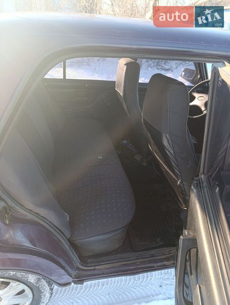 Седан ВАЗ / Lada 2107 2002 в Золотоноше