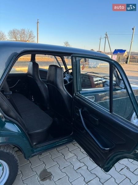 Седан ВАЗ / Lada 2107 2006 в Черновцах