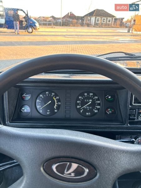 Седан ВАЗ / Lada 2107 2006 в Черновцах