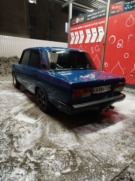 Седан ВАЗ / Lada 2107 2008 в Киеве