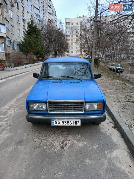 Седан ВАЗ / Lada 2107 1982 в Харькове