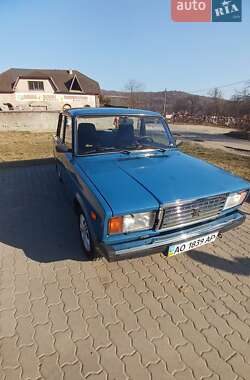 Седан ВАЗ 2107 2008 в Великому Березному