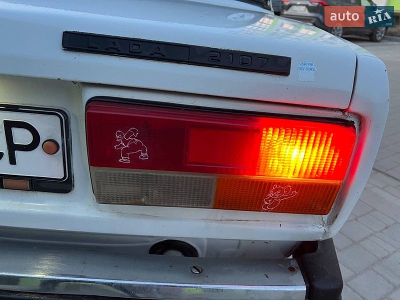 Седан ВАЗ / Lada 2107 1995 в Каменец-Подольском