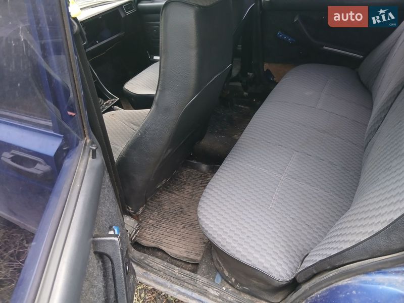 Седан ВАЗ / Lada 2107 2004 в Перемоге фото 6 Седан ВАЗ / Lada 2107 2004 в Перемоге