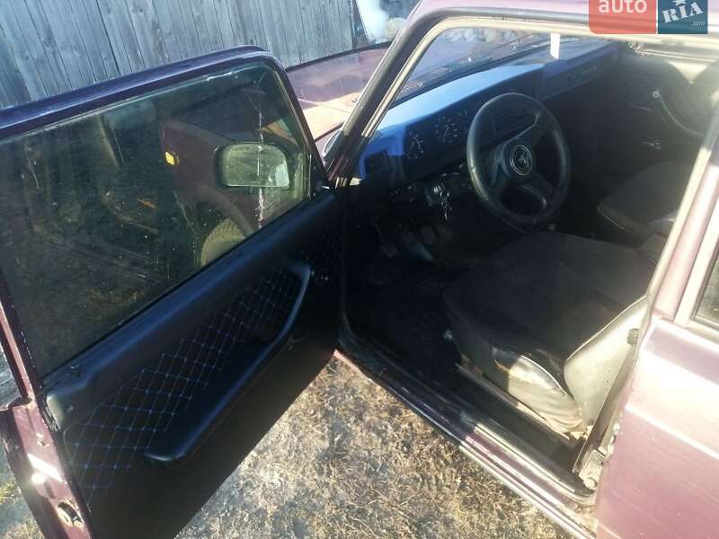 Седан ВАЗ / Lada 2107 2005 в Макарове