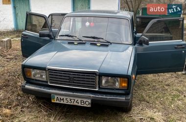 Седан ВАЗ 2107 2004 в Ружине