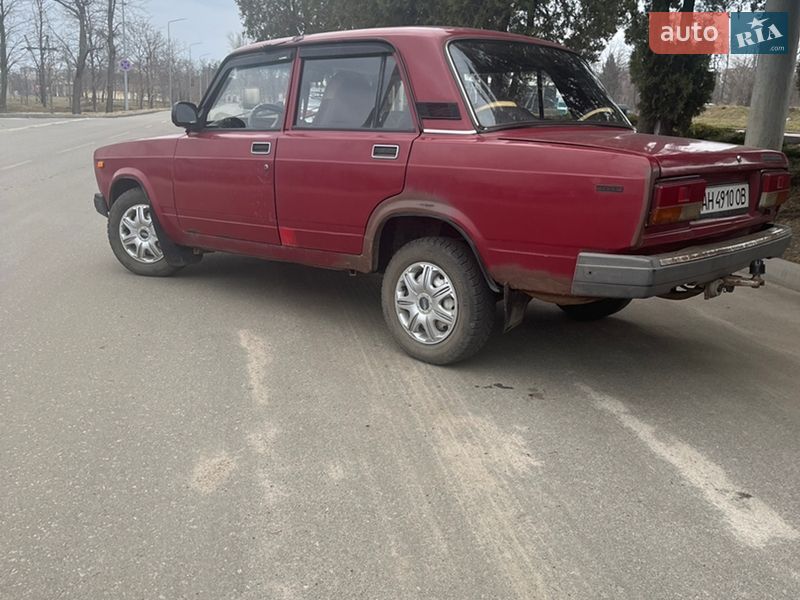 Седан ВАЗ / Lada 2107 1993 в Краматорске