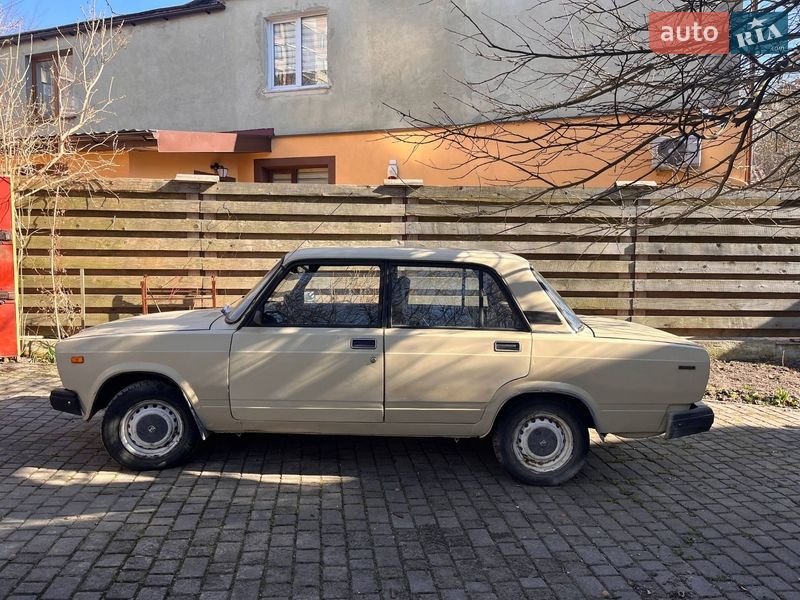Седан ВАЗ / Lada 2107 1989 в Львове фото 4 Седан ВАЗ / Lada 2107 1989 в Львове