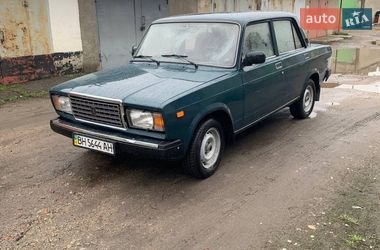 Седан ВАЗ / Lada 2107 2006 в Измаиле