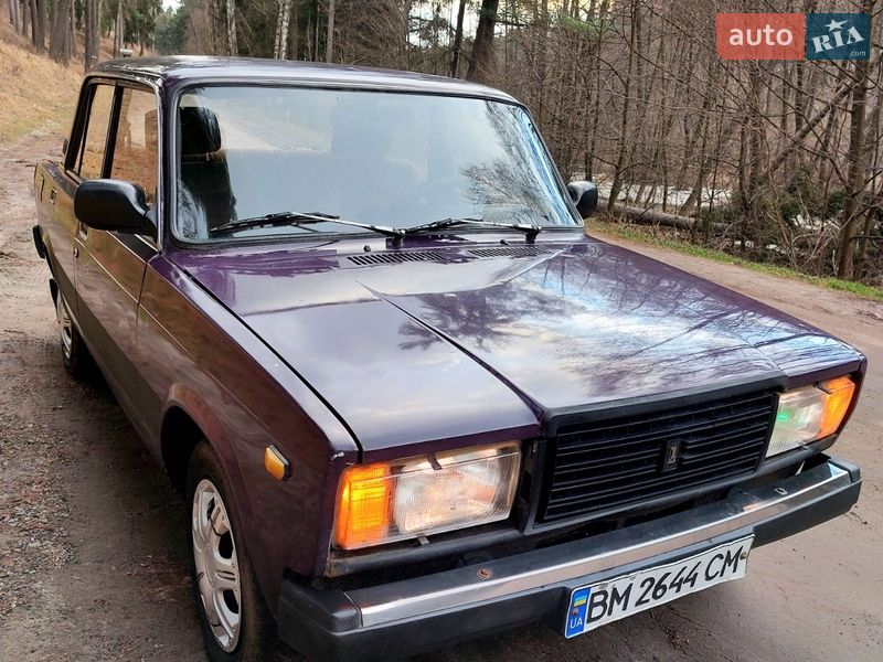 Седан ВАЗ / Lada 2107 2001 в Тростянце