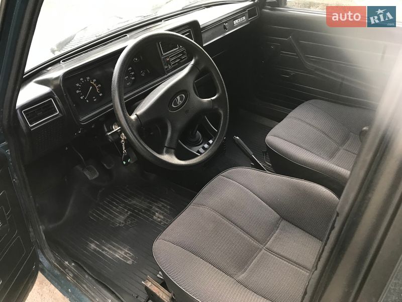 Седан ВАЗ / Lada 2107 2002 в Тернополі