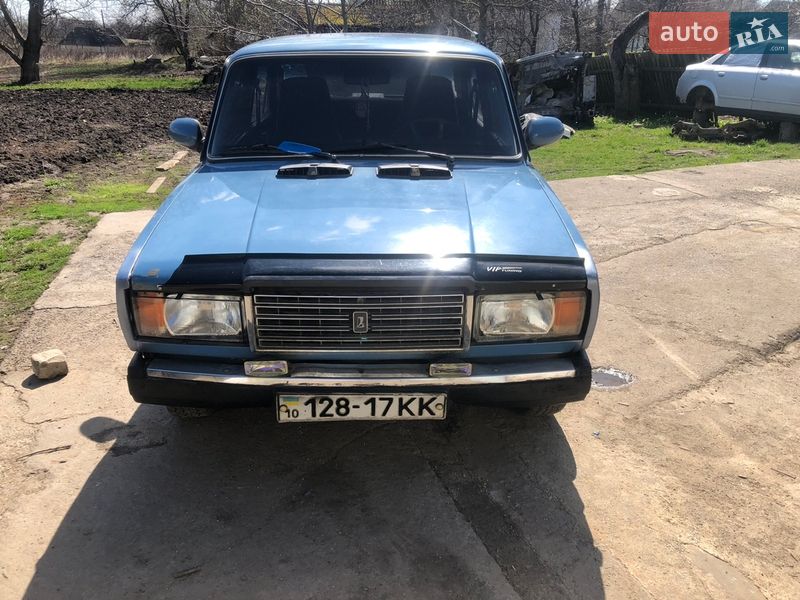 Седан ВАЗ / Lada 2107 1995 в Корсуне-Шевченковском фото 9 Седан ВАЗ / Lada 2107 1995 в Корсуне-Шевченковском