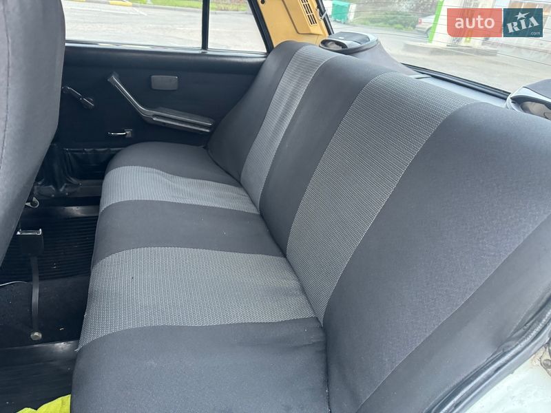 Седан ВАЗ / Lada 2107 1993 в Запорожье фото 12 Седан ВАЗ / Lada 2107 1993 в Запорожье