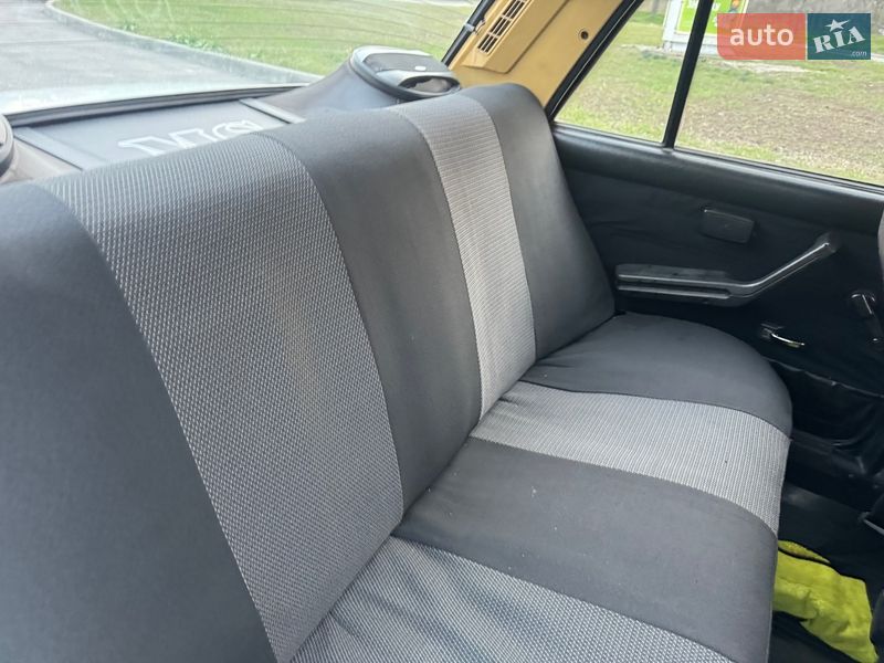 Седан ВАЗ / Lada 2107 1993 в Запорожье фото 17 Седан ВАЗ / Lada 2107 1993 в Запорожье