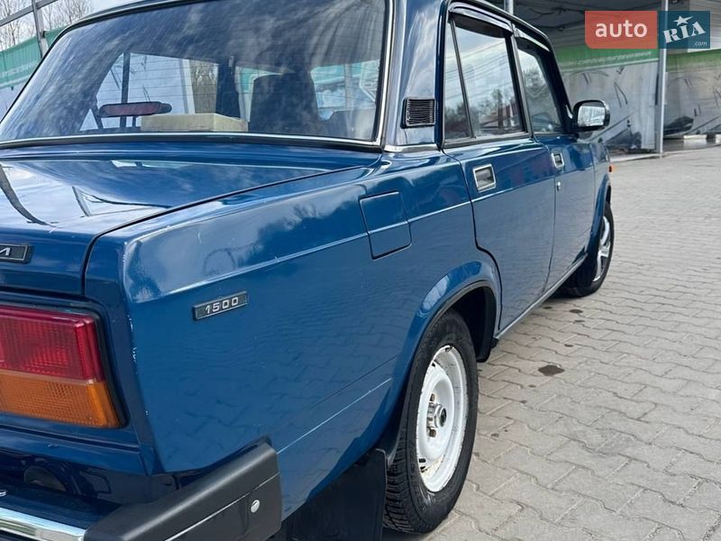 Седан ВАЗ / Lada 2107 2004 в Томашполі