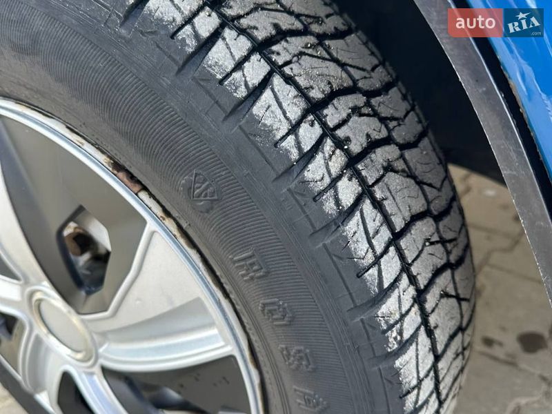 Седан ВАЗ / Lada 2107 2004 в Томашполі