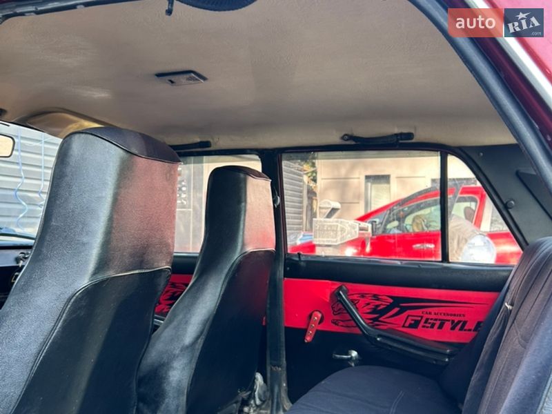 Седан ВАЗ / Lada 2107 1988 в Каменец-Подольском фото 10 Седан ВАЗ / Lada 2107 1988 в Каменец-Подольском
