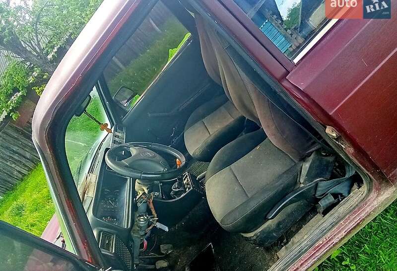 Седан ВАЗ / Lada 2107 1992 в Ямполе