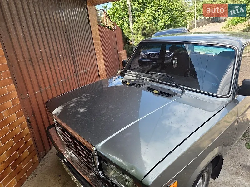 ВАЗ / Lada 2107
