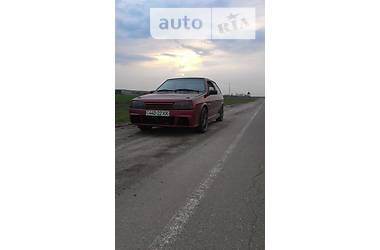 Хэтчбек ВАЗ 2108 1998 в 