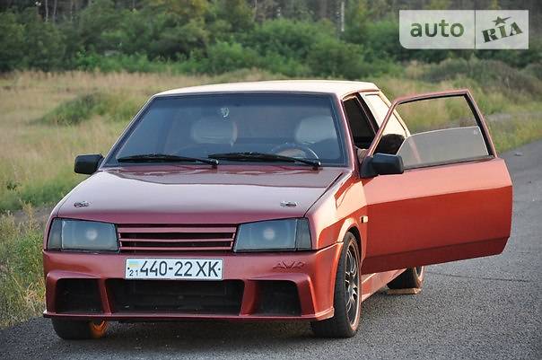 Хэтчбек ВАЗ 2108 1998 в 