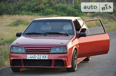 Хэтчбек ВАЗ 2108 1998 в 