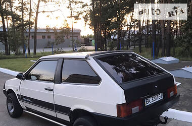Хэтчбек ВАЗ / Lada 2108 1991 в Костополе