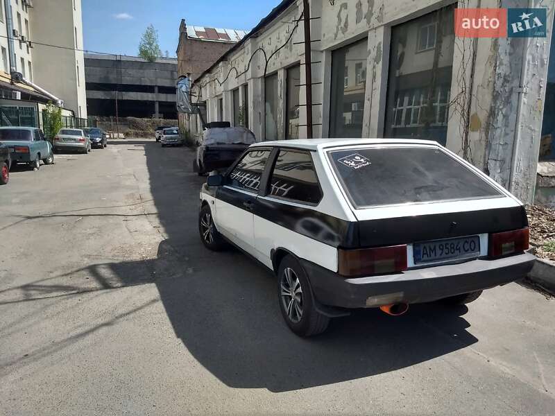 Хэтчбек ВАЗ / Lada 2108 1992 в Киеве фото 2 Хэтчбек ВАЗ / Lada 2108 1992 в Киеве