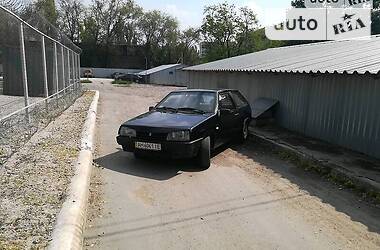 Купе ВАЗ / Lada 2108 1992 в Авдеевке