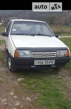 Хэтчбек ВАЗ / Lada 2108 1995 в Тячеве