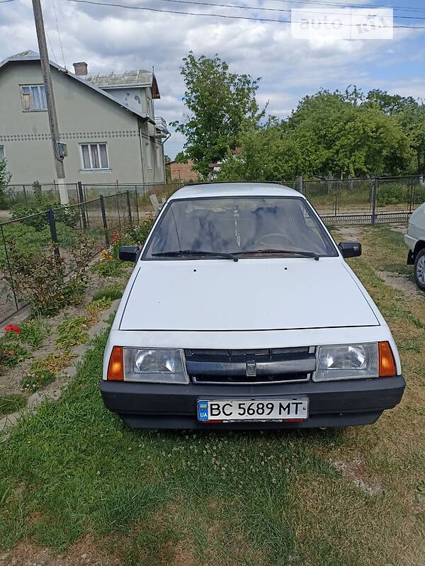 Седан ВАЗ / Lada 2108 1991 в Дрогобыче