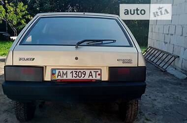 Хэтчбек ВАЗ / Lada 2108 1989 в Житомире