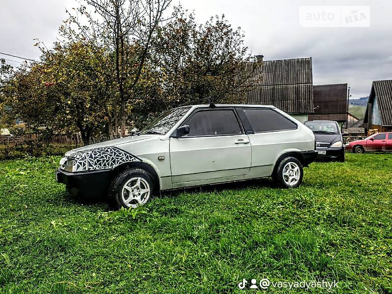Хэтчбек ВАЗ / Lada 2108 1988 в Рахове