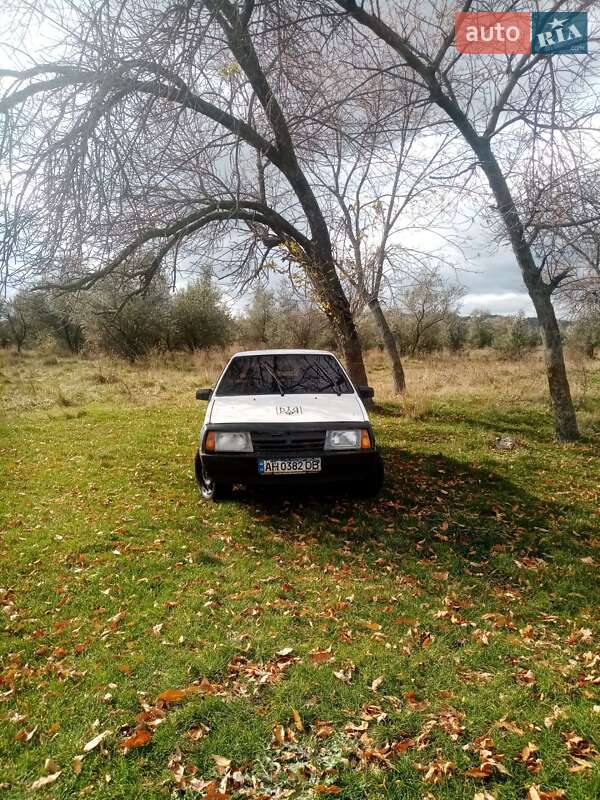 Хетчбек ВАЗ / Lada 2108 1986 в Дніпрі