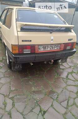 Хэтчбек ВАЗ / Lada 2108 1987 в Мукачево