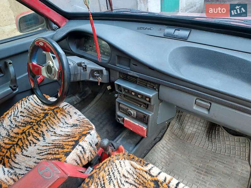 Хэтчбек ВАЗ / Lada 2108 1988 в Покровске