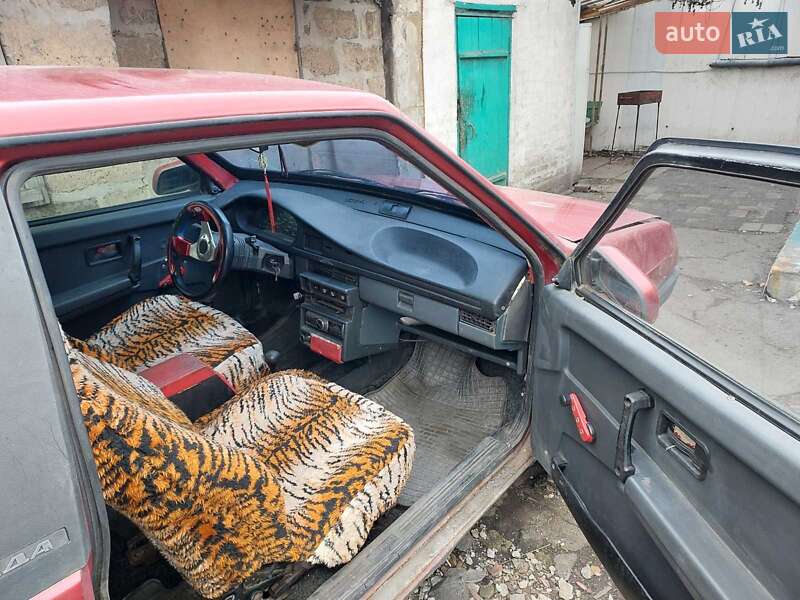 Хэтчбек ВАЗ / Lada 2108 1988 в Покровске