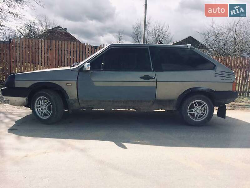 Хэтчбек ВАЗ / Lada 2108 1990 в Турке