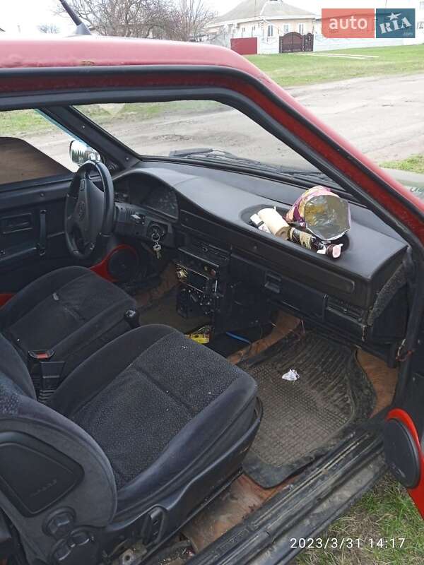 Хетчбек ВАЗ / Lada 2108 1987 в Чорнобаї