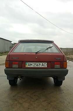 Седан ВАЗ / Lada 2108 1990 в Барановке