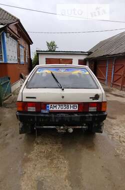 Хэтчбек ВАЗ / Lada 2108 1987 в Овруче