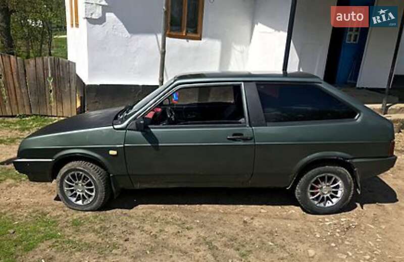 Хэтчбек ВАЗ / Lada 2108 1985 в Львове