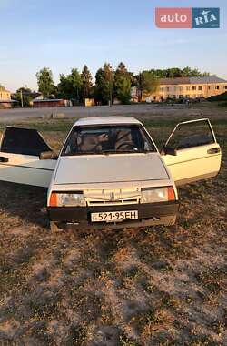 Хэтчбек ВАЗ 2108 1987 в 