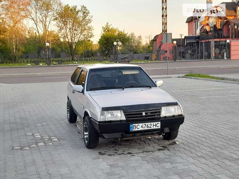 Хэтчбек ВАЗ / Lada 2108 1998 в Бориславе