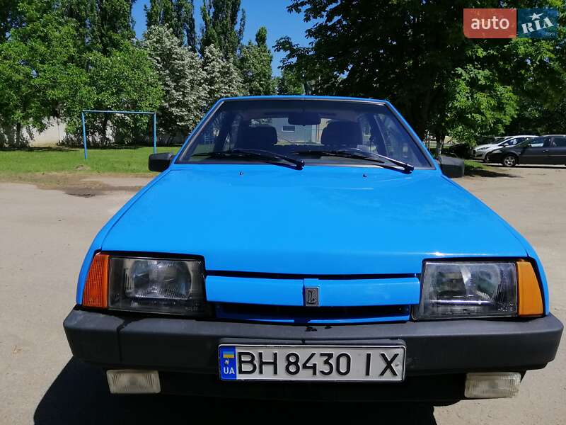 Хэтчбек ВАЗ / Lada 2108 1985 в Одессе