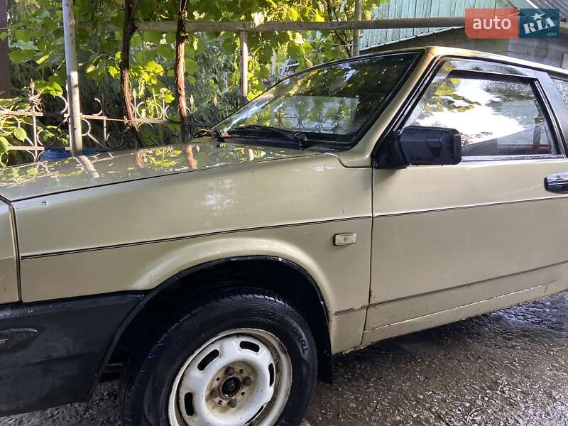 Хэтчбек ВАЗ / Lada 2108 1987 в Покрове фото 13 Хэтчбек ВАЗ / Lada 2108 1987 в Покрове